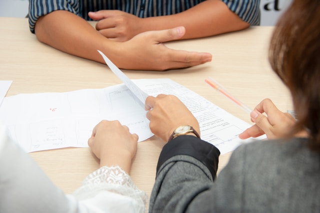 Criterii de Evaluare a Salariatilor: Modele si Explicatii