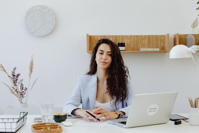 [REGES ONLINE] Data la care produce efecte introducerea elementelor noi 