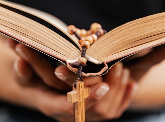 [Zile libere culte religioase] Sunt obligati angajatorii sa ofere zile libere suplimentare salariatilor de alte religii?